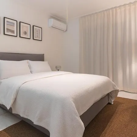Apartment Prime Location Kolonaki Burrow *